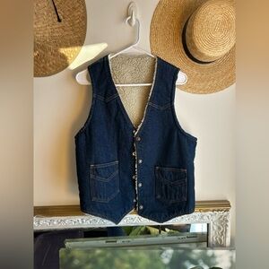 True Vintage Denim Vest with Sherpa Lining western